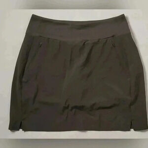 Athleta Soho Tennis Golf Skorts  SZ 0 fits /3-4 Army Green Style Form SU-2021